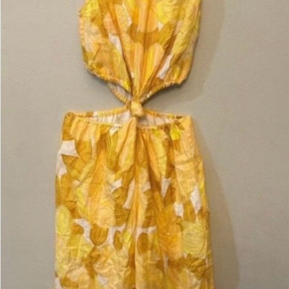 Yellow and White Jumpsuit with Wide-Leg and Cinched Waist